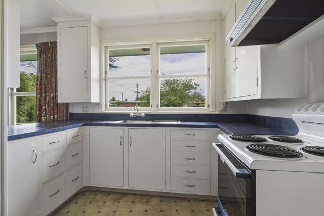 36 Dryden Street Milton_4