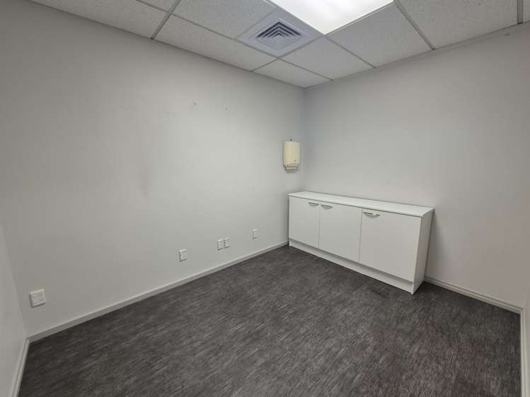 Level 1/288 Te Atatu Road Te Atatu_5