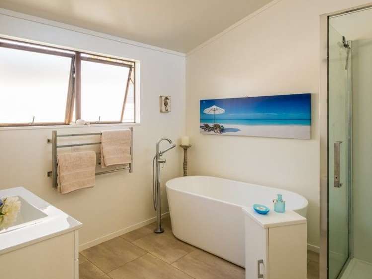 77 Gordon Road Plimmerton_15