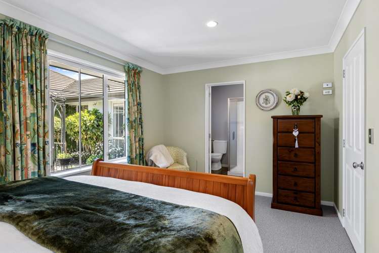 67 Regents Park Drive Casebrook_16