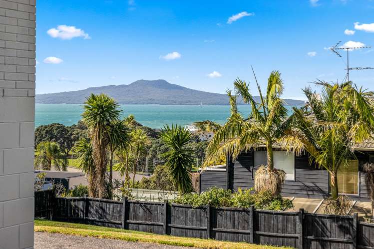 15A Seaview Road Castor Bay_12