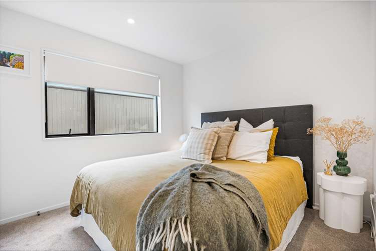 14b Kelwyn Road Kelston_11