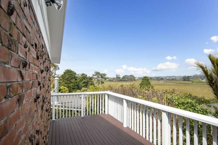 17 Edgerton Road Te Atatu Peninsula_21
