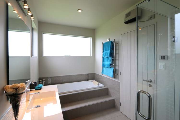 68 Wilcox Road Seaward Bush_15