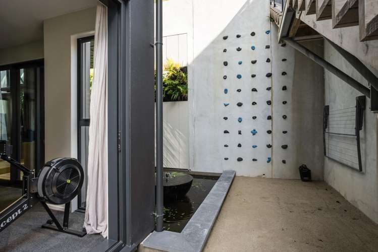 14 Shalimar Crescent Khandallah_15