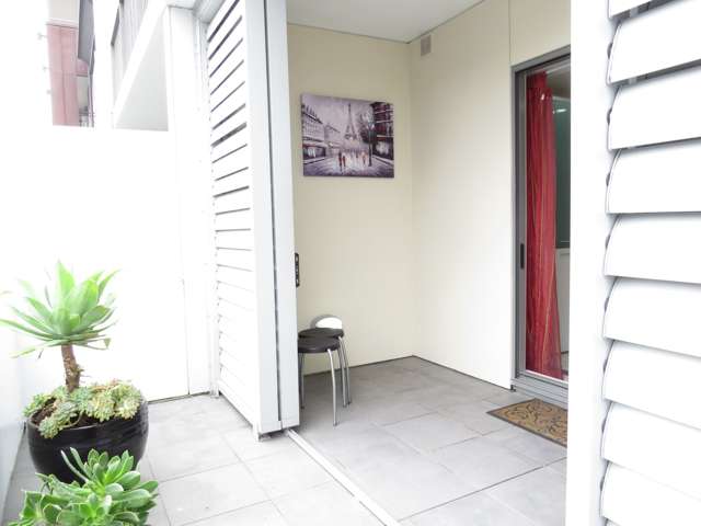 102/17 Vogel Lane Auckland Central_3