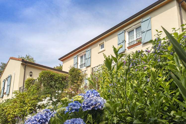 6 Main Road Governors Bay_23