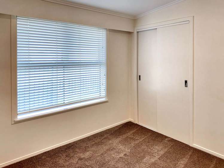 2/6a Adrienne Place Onehunga_6