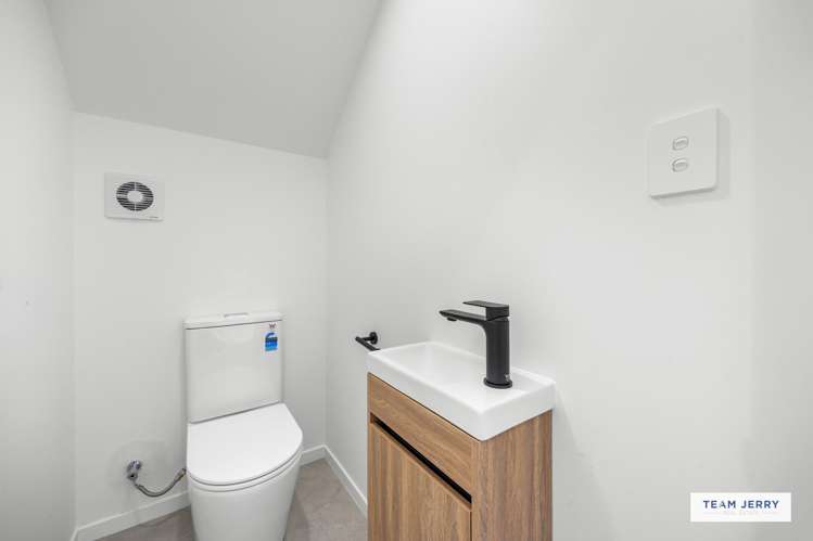 38 Stableford Crescent Opaheke_9