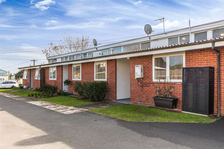 3/6 North Avenue Narrow Neck_10