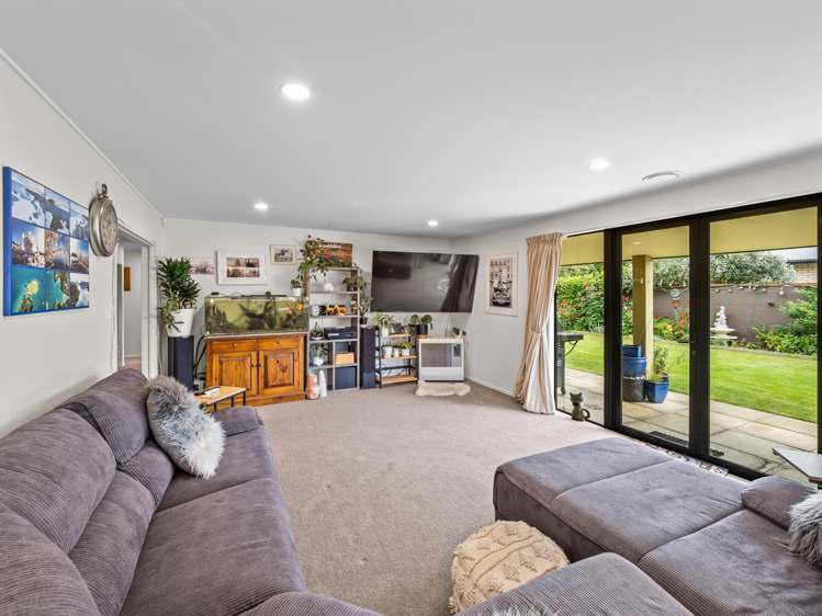 75 Pages Road Allenton_11