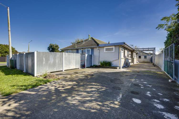 1240 Cunningham Crescent Mayfair_13