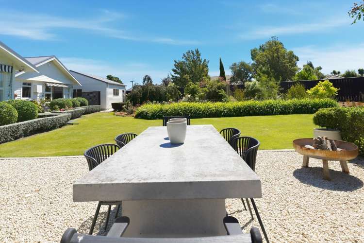 2 Church Street Amberley_29