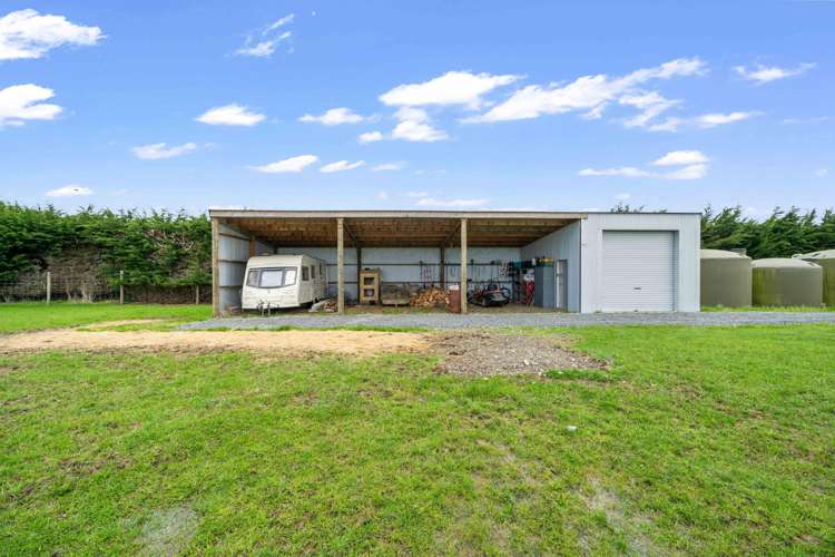 29 Humphries Road Waimumu_31