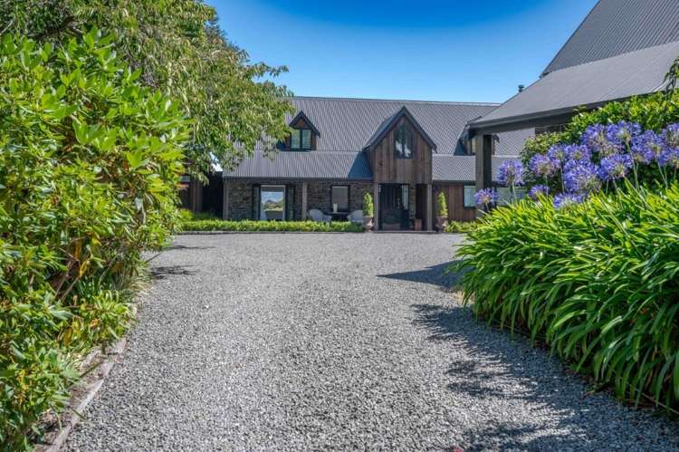 6890 Christchurch Akaroa Road Takamatua_72