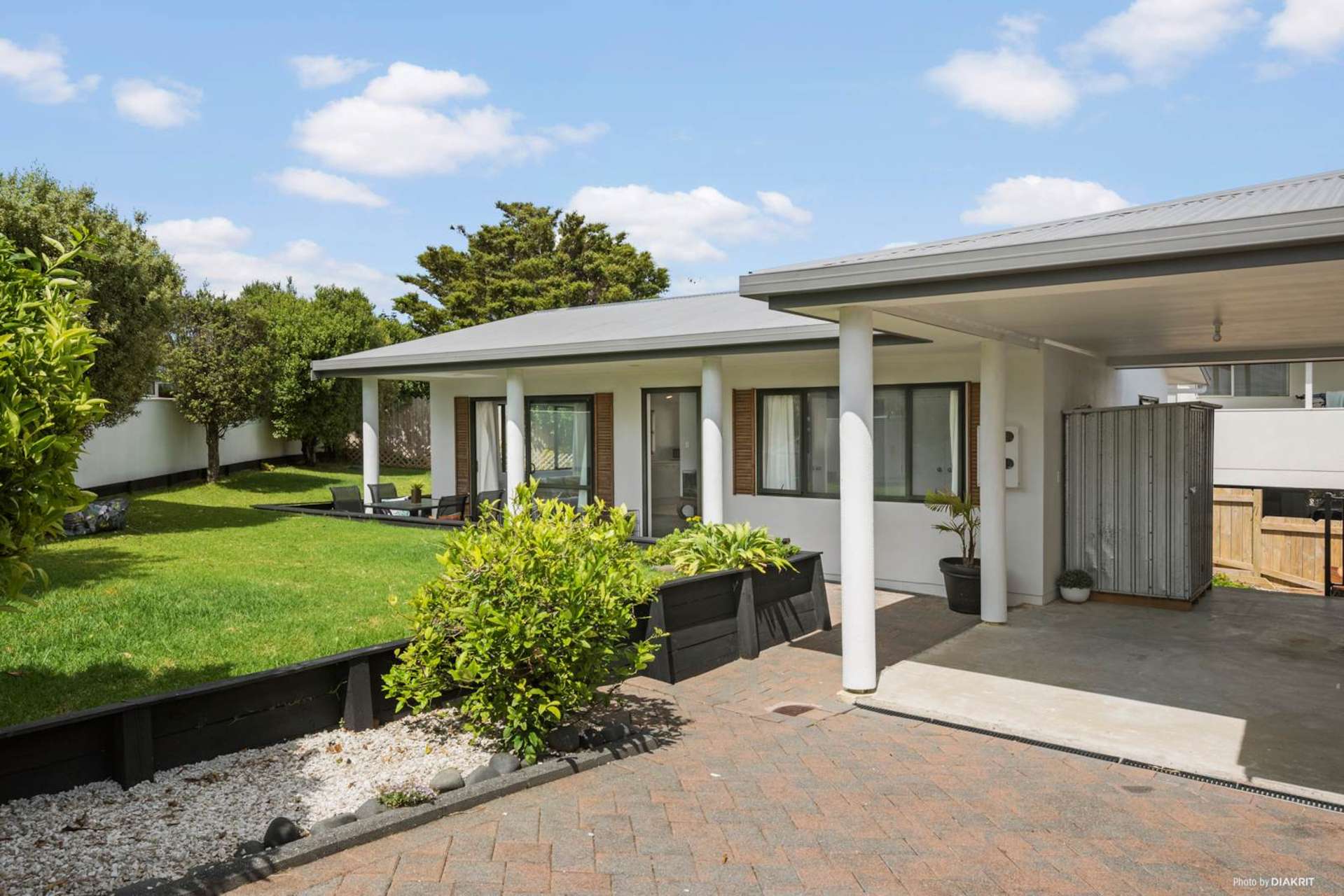 1 Gilshennan Valley Red Beach_0