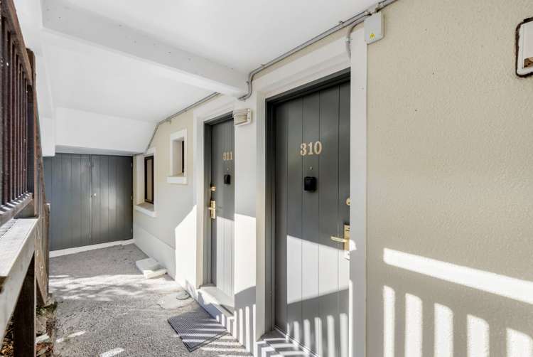 310/139 Fernhill Road Fernhill/Sunshine Bay_3