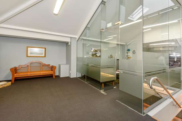 Suite 2/10 Victoria Road Devonport_4