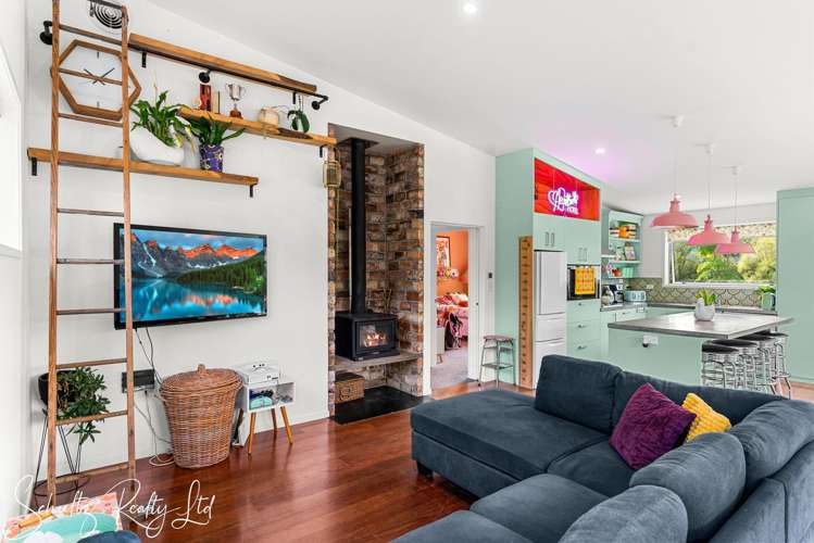 37 Willow Lane Maungaturoto_12