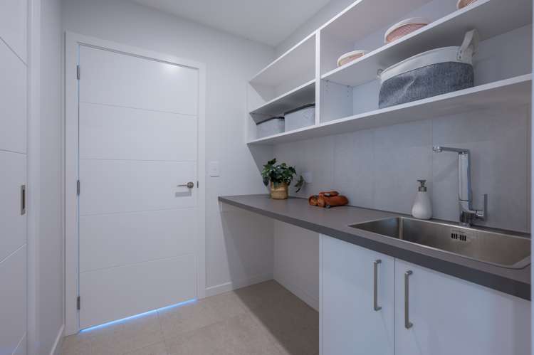 89 Sunningdale Drive Stoke_22