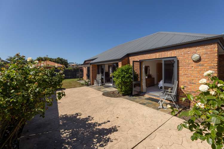 12 Suntory Lane Burwood_21