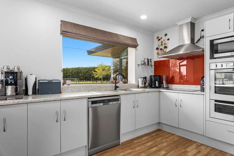 27 Putiki Road Edgecumbe_11