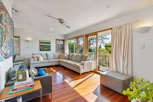 43 Fairmount Road Titirangi_2