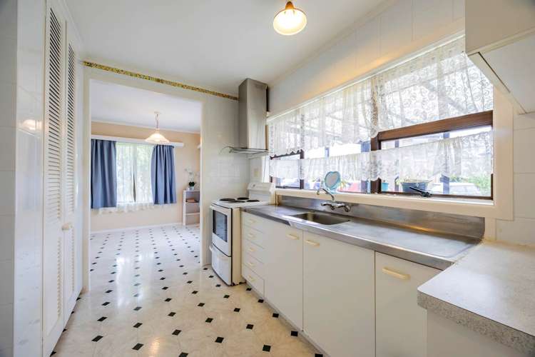 2/1 Meadowvale Avenue Forrest Hill_6