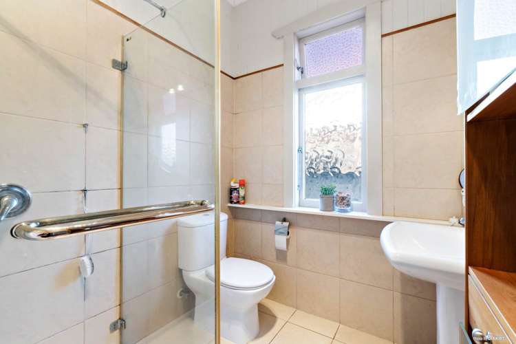 15 Lippiatt Road Otahuhu_11