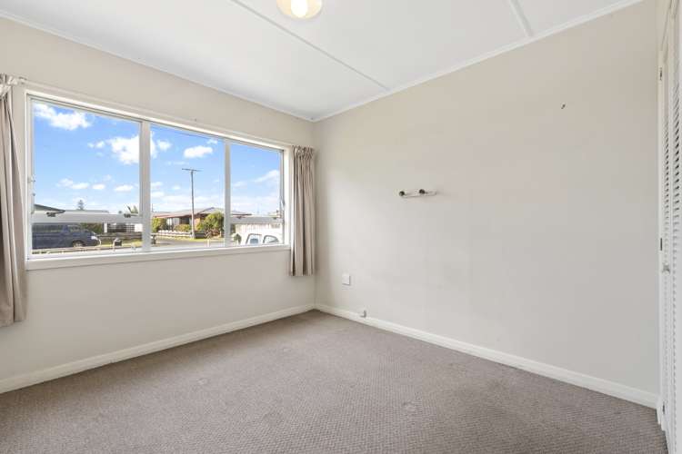 238 Centreway Road Orewa_8