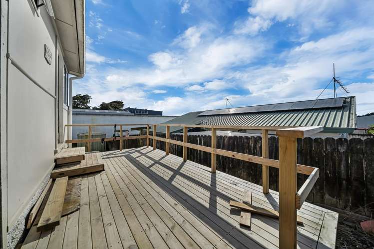 8 Domain Street Waiuku_10