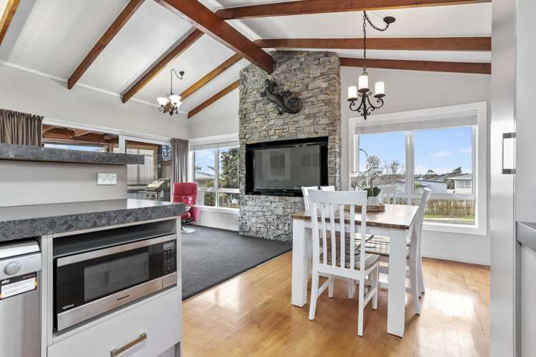 26 Caronia Crescent Lynfield_9