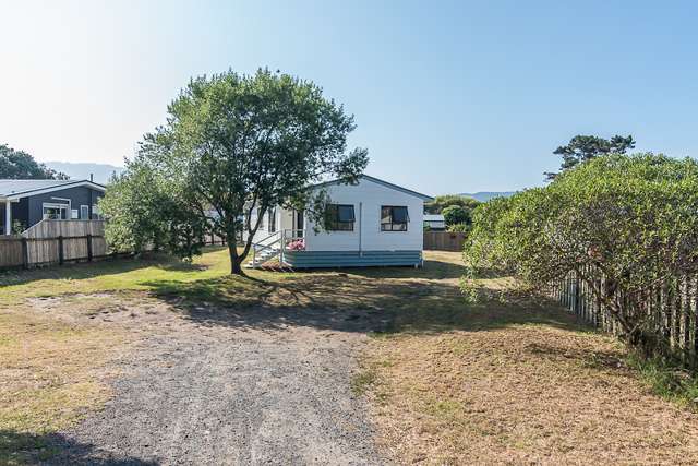 26 Titoki Road Waikanae Beach_2