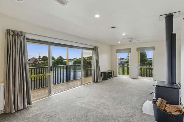 9 Takitimu Street Waitarere Beach_3