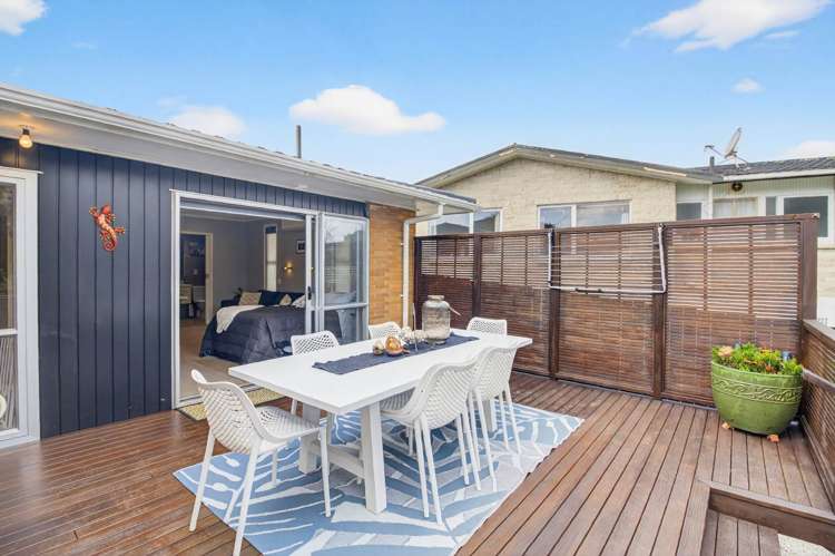 7 Tyrian Close Half Moon Bay_11