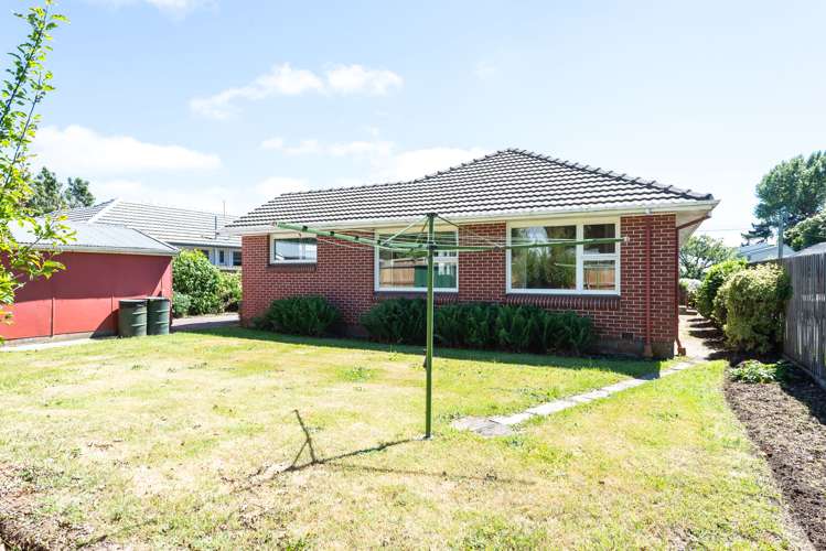 23 Woodbury Street Avonhead_18