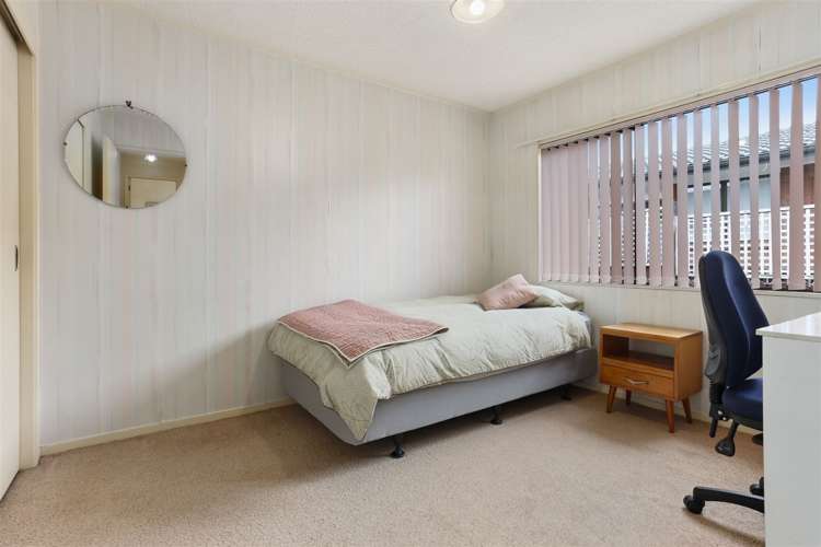 11 Bosnyak Drive Te Atatu South_9