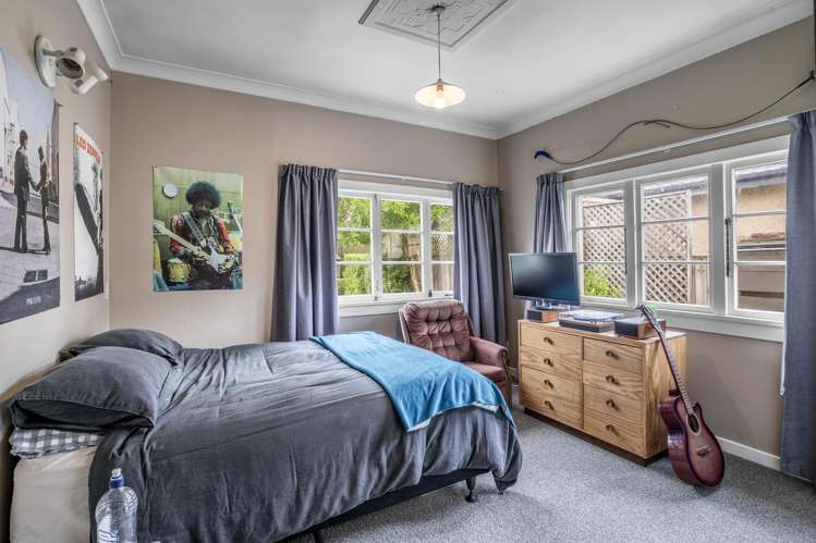 122 Chelmsford Street Windsor_11