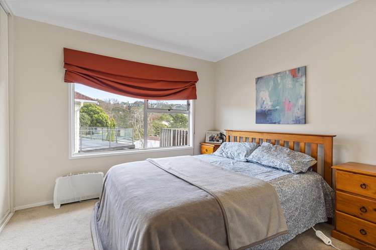 1 Ayton Drive Totara Vale_6