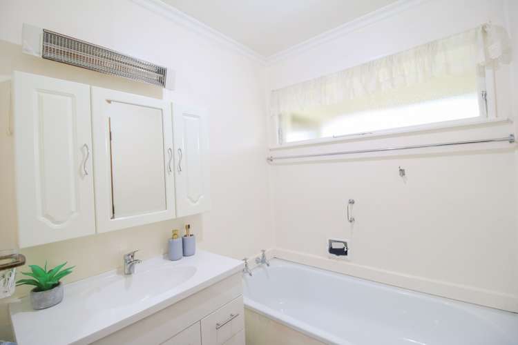 8b Charles Street Grasmere_13