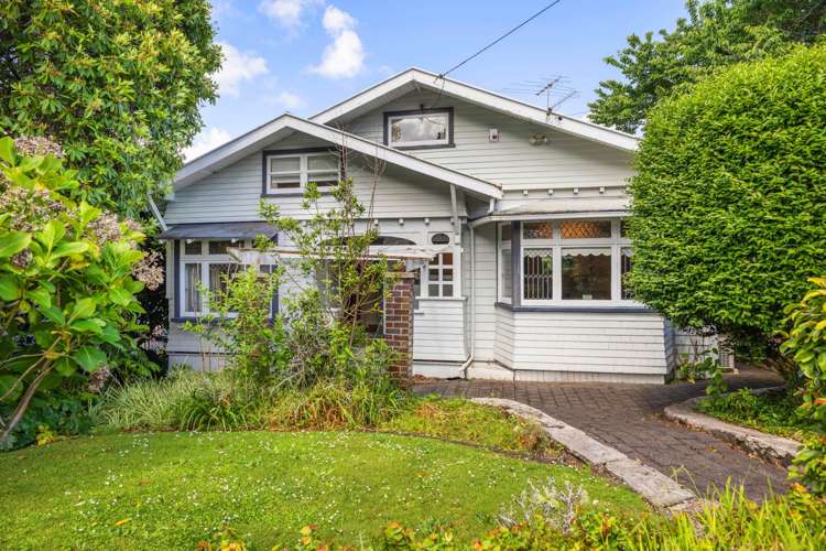 198 Gillies Avenue_0