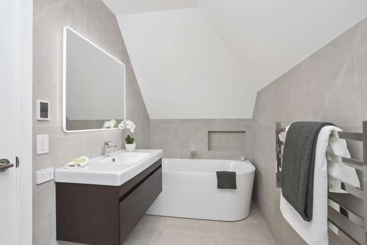 14a Atherton Road Epsom_16