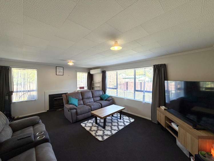 34 Gemstone Drive 11301_7