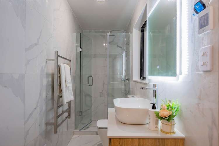 27A Kyle Road Greenhithe_32