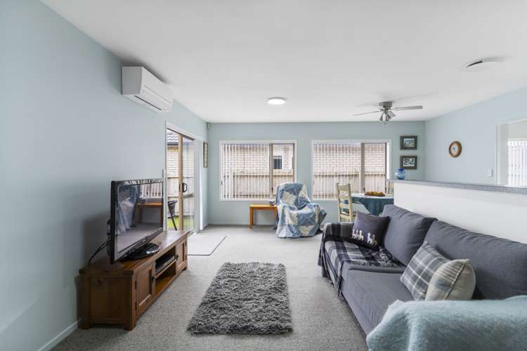 17 Woodbank Drive Glen Eden_8