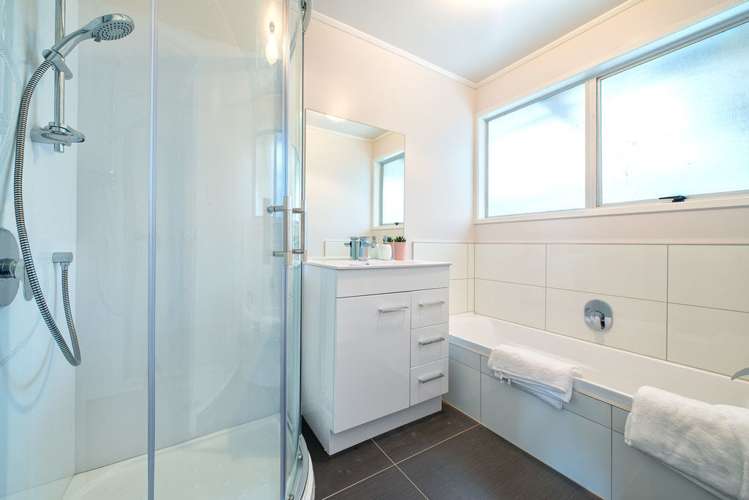 3 Crispian Place Manurewa_14