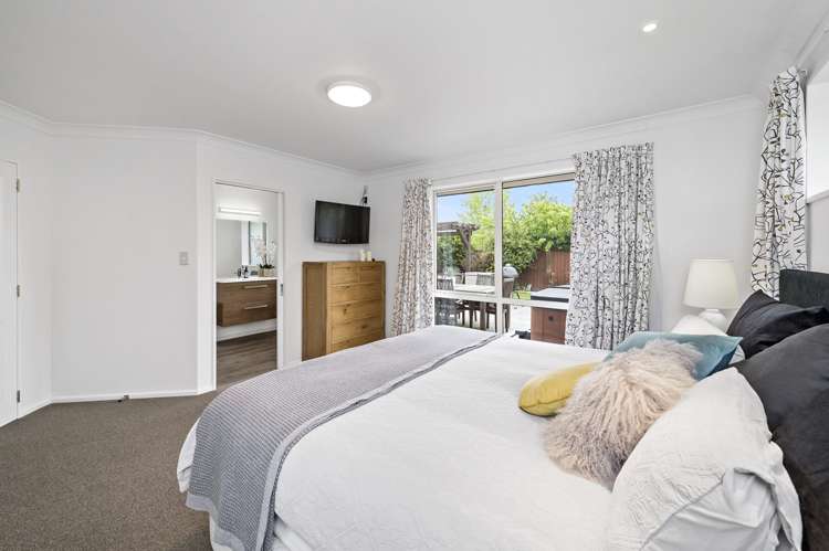 6 Armil Place Lincoln_11