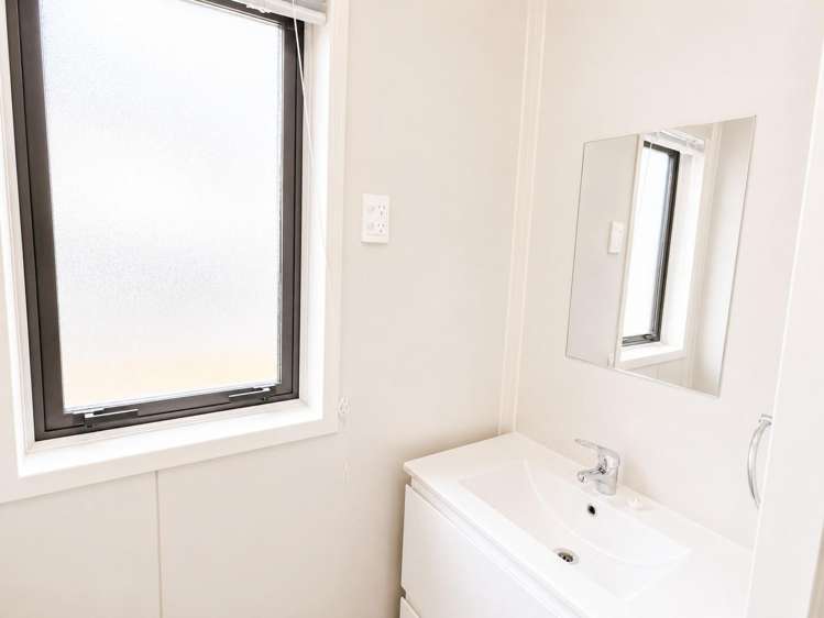 A/38 Balmoral Street Levin_14
