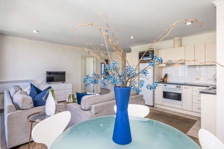 8d/92 Nelson Street Auckland Central_8