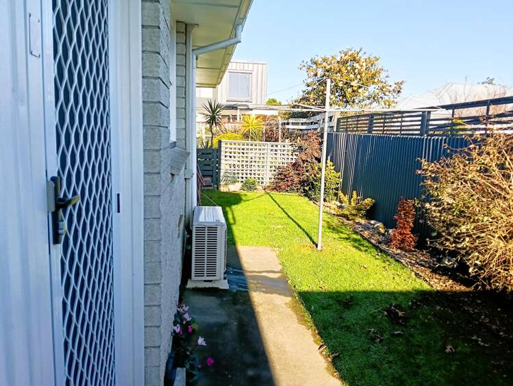 2/304 Nelson Street South Hastings_9